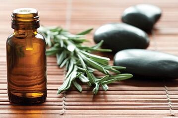 Λάδι δέντρου τσαγιού για μύκητες των νυχιών